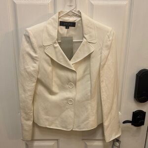 NWT! Kasper Petite by Design Women's of White blazer